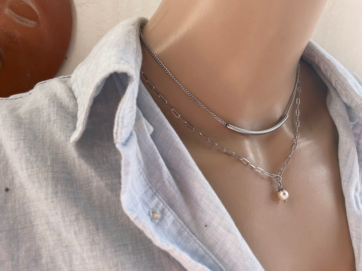 Collier tube et perle Swarovski en acier inoxydable