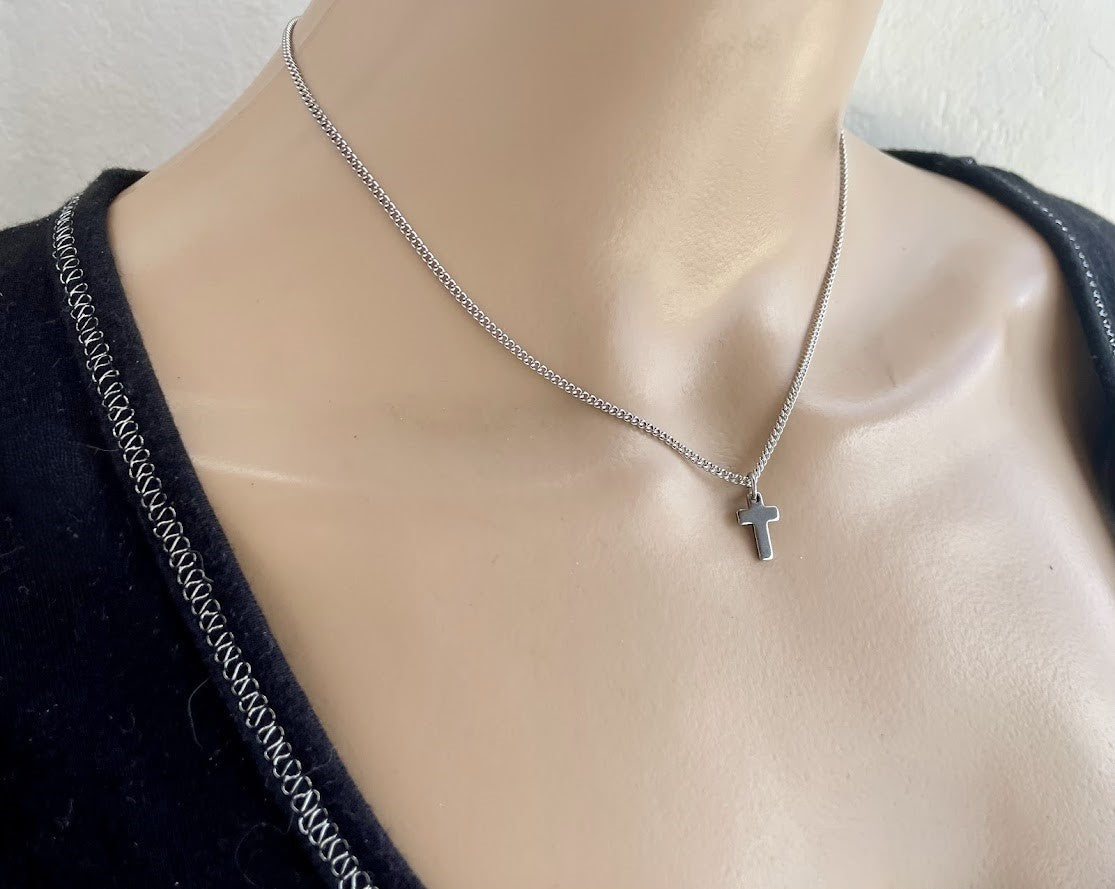 Petit Collier Croix en Acier Inoxydable