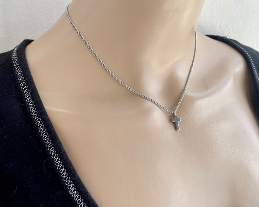 Petit Collier Croix en Acier Inoxydable