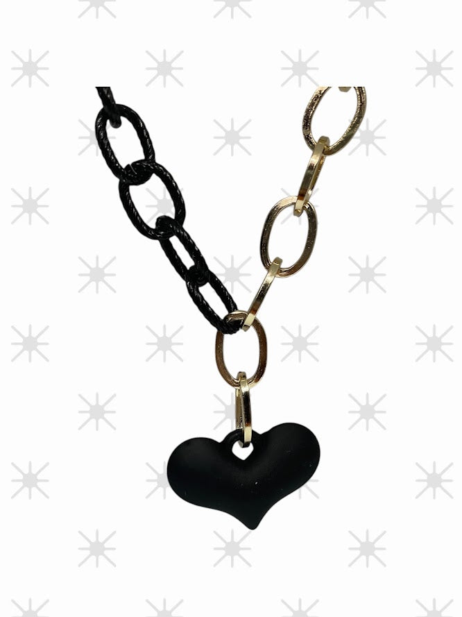 Collier Coeur Chaine Aluminium dorée et Noir