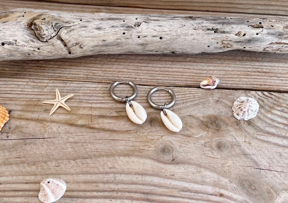 Boucles d’Oreilles Créoles Coquillage Cauri