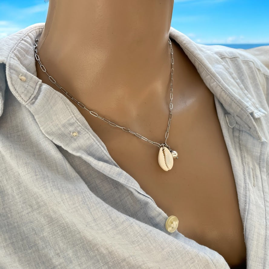 Collier coquillage Cauris & perle Swarovski