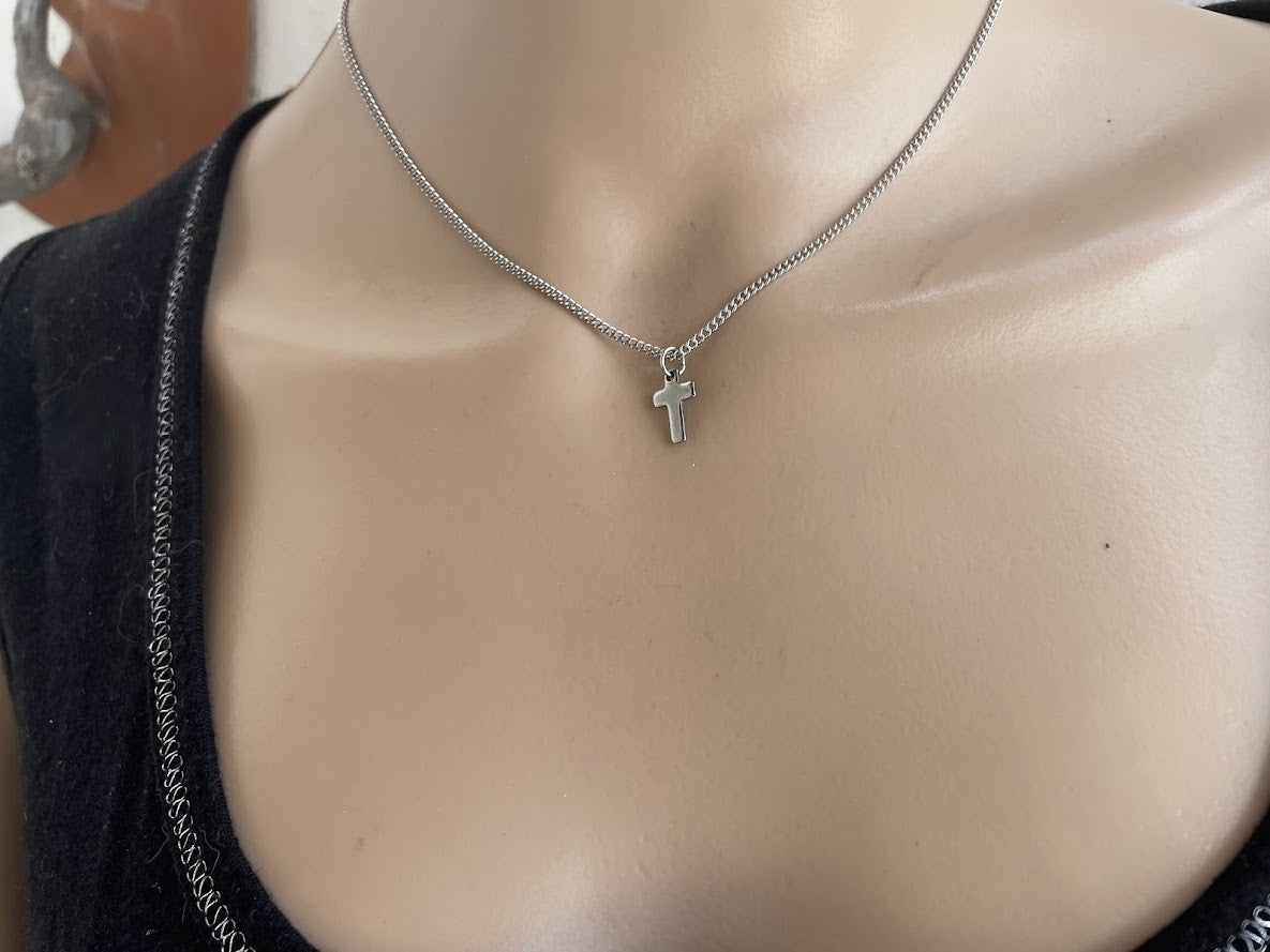 Petit Collier Croix en Acier Inoxydable