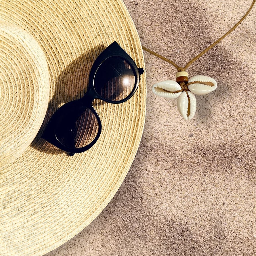 Cowrie FLower Shell Necklace - Beach Shell Necklace