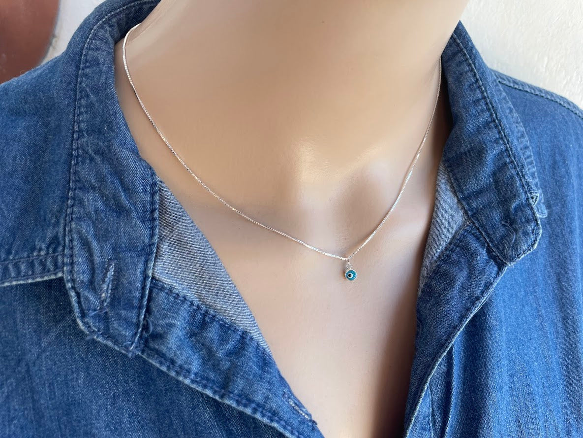Collier Minimaliste Oeil Bleu en Argent