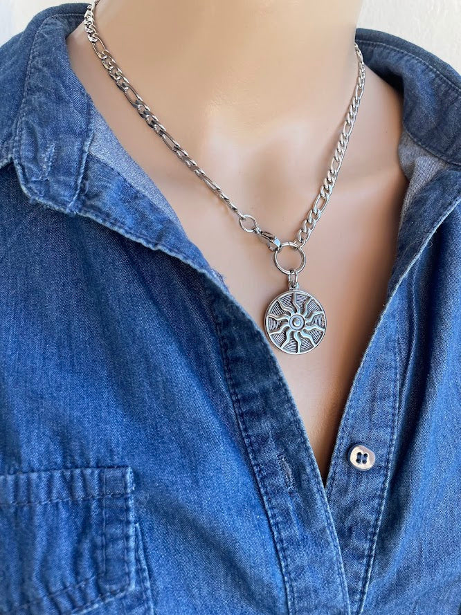 Collier Soleil Chaîne Figaro en Acier Inoxydable