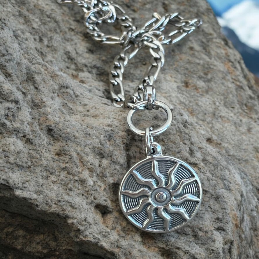 Collier Soleil Chaîne Figaro en Acier Inoxydable