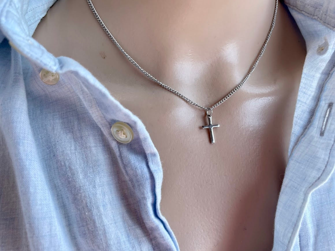 Collier Croix Minimaliste en Acier Inoxydable