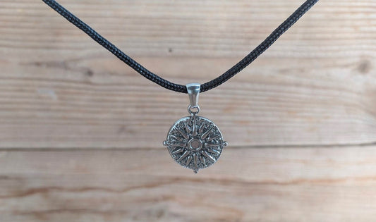 Collier Soleil Vergina en Acier Inoxydable