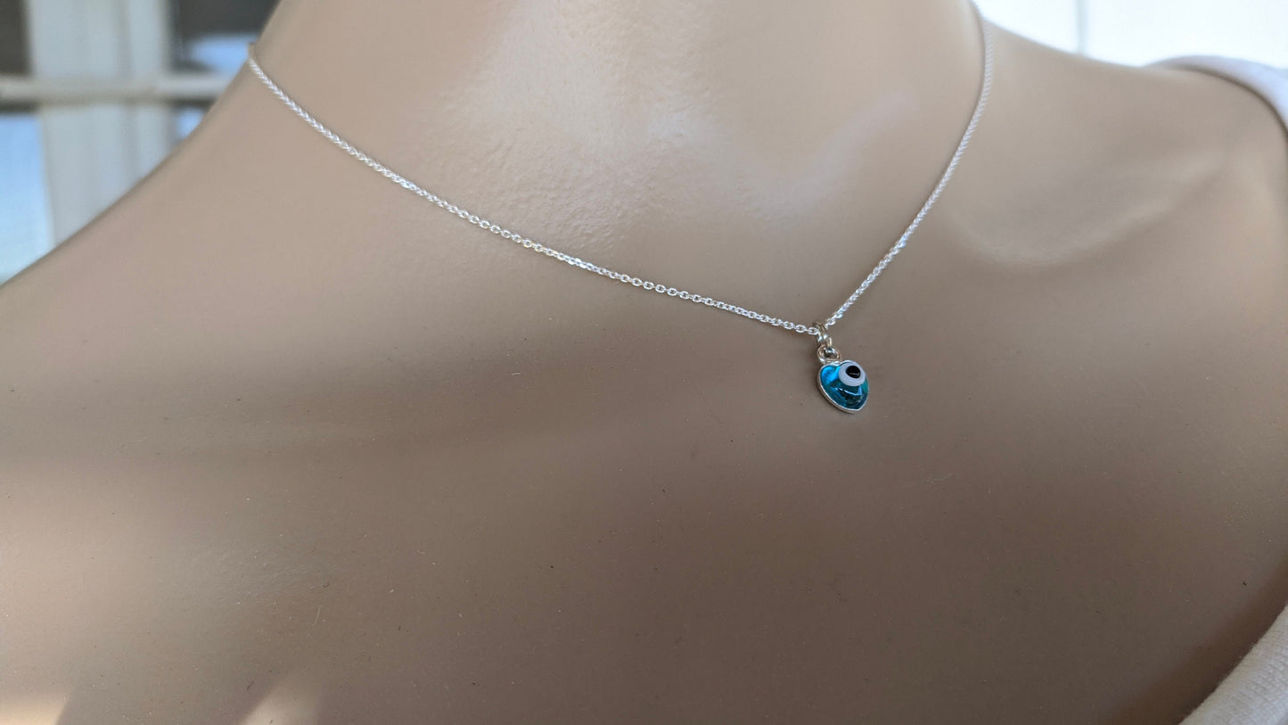 Collier Pendentif Coeur Oeil Bleu en Argent 925