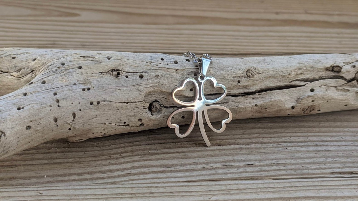 Collier trèfle en Acier Inoxydable