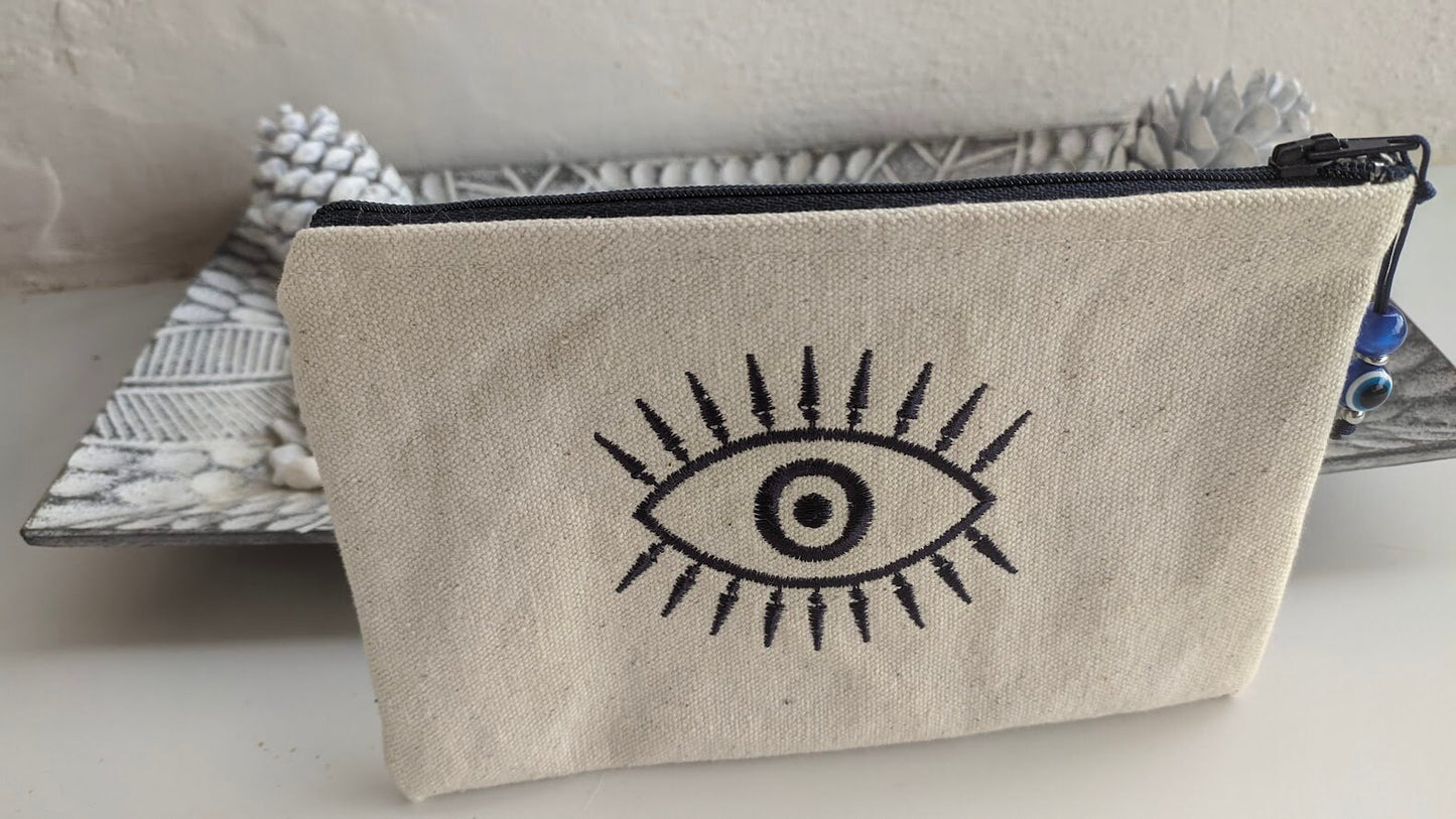 Pochette brodée Oeil Bleu en Toile Canvas
