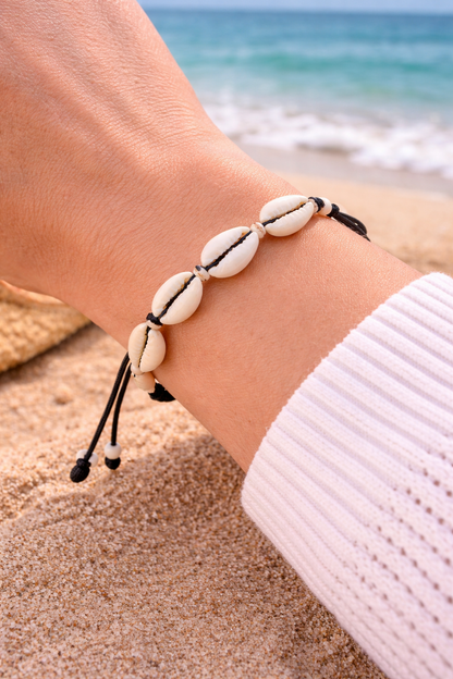 Cowrie Shell Bracelet - Beach bracelet - Gift for Her