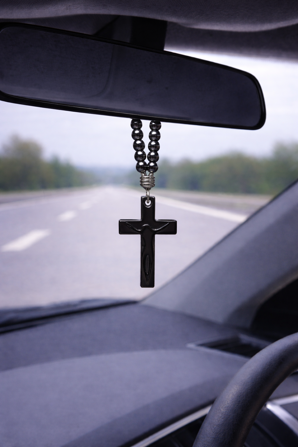 Breloque Rétroviseur Voiture Croix Hématite 