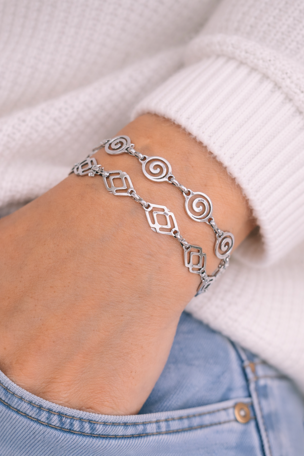 Stainless Steel Spiral & Rhombus Bracelet – Waterproof Adjustable Women Jewelry