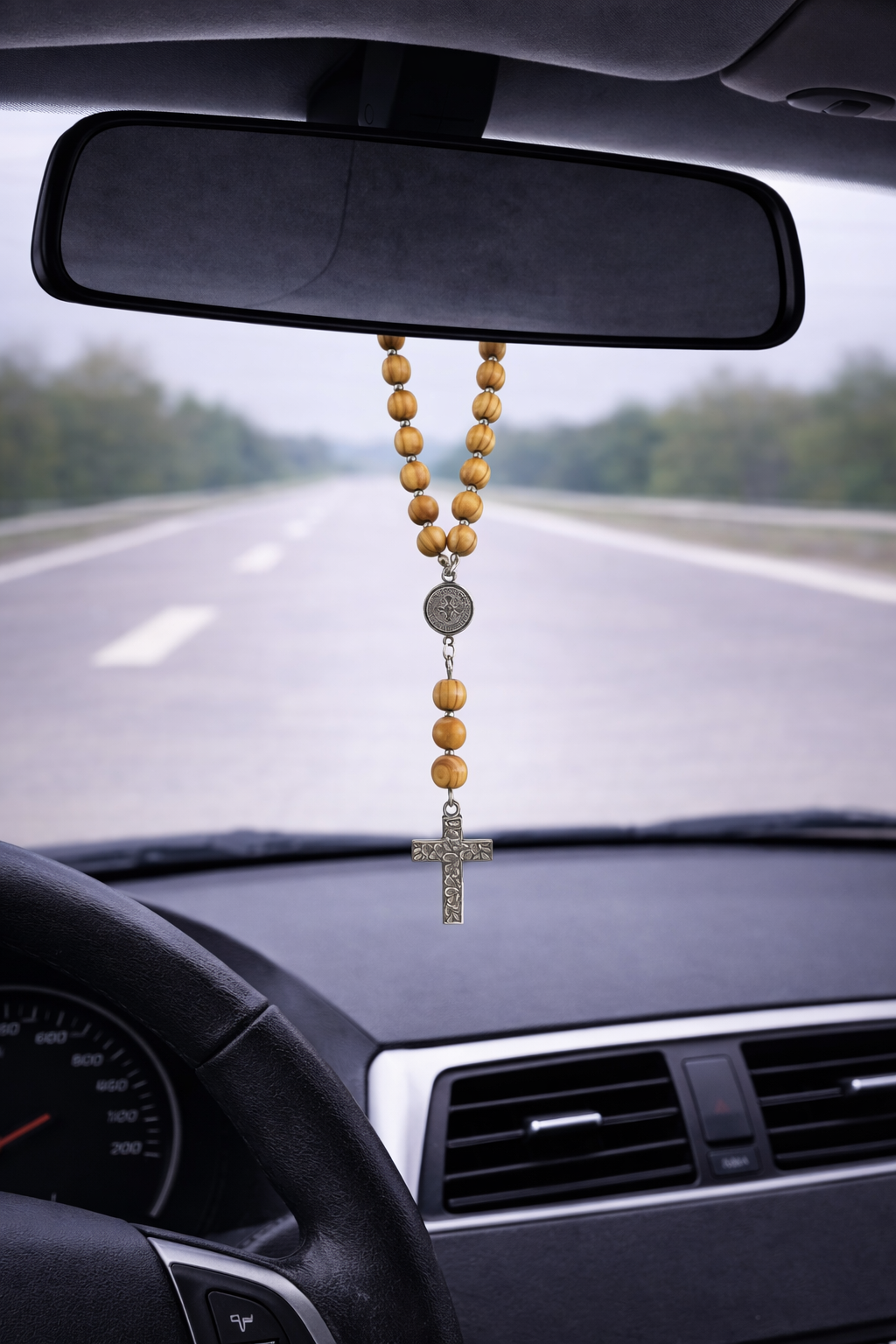 Chapelet en Bois avec Croix - Bijou Voiture