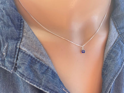 Collier Minimaliste Oeil Bleu en Argent 