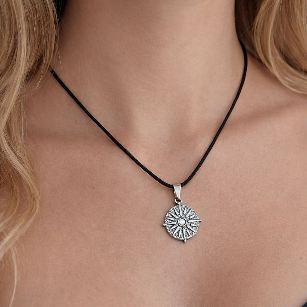 Collier Soleil Vergina en Acier Inoxydable
