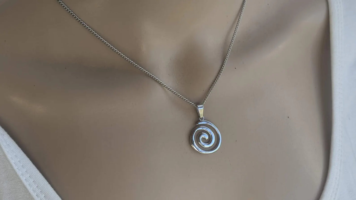 Collier Pendentif Spirale – Bijou Grec en Acier Inoxydable