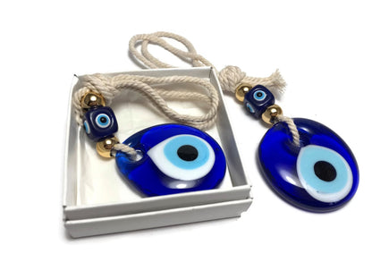 Oeil bleu en verre de 4 cm et sa boite cadeau, idée cadeau