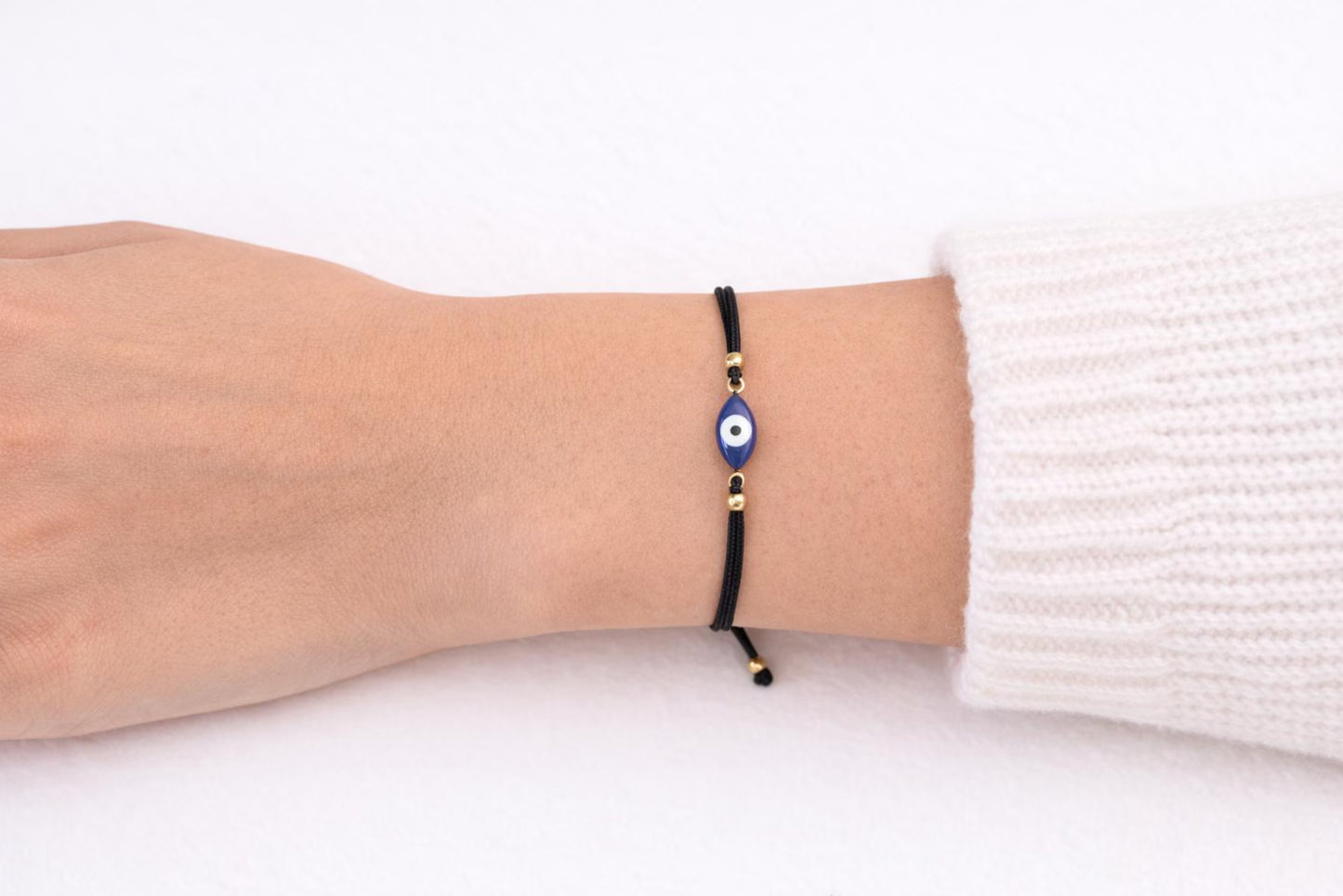 Bracelet Oeil Protecteur Ajustable – Bracelet Porte-Bonheur Œil Grec – Acier Doré Émaillé – Fil Noir – Unisexe