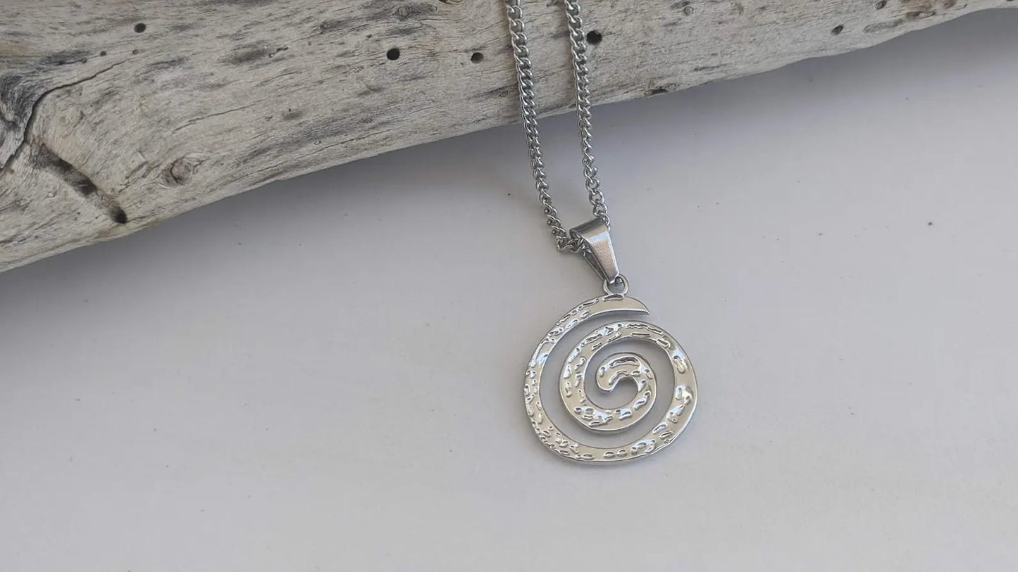 Collier pendentif spirale en acier inoxydable