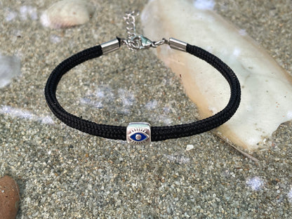 Bracelet œil bleu en paracorde, symbole de protection et d’élégance