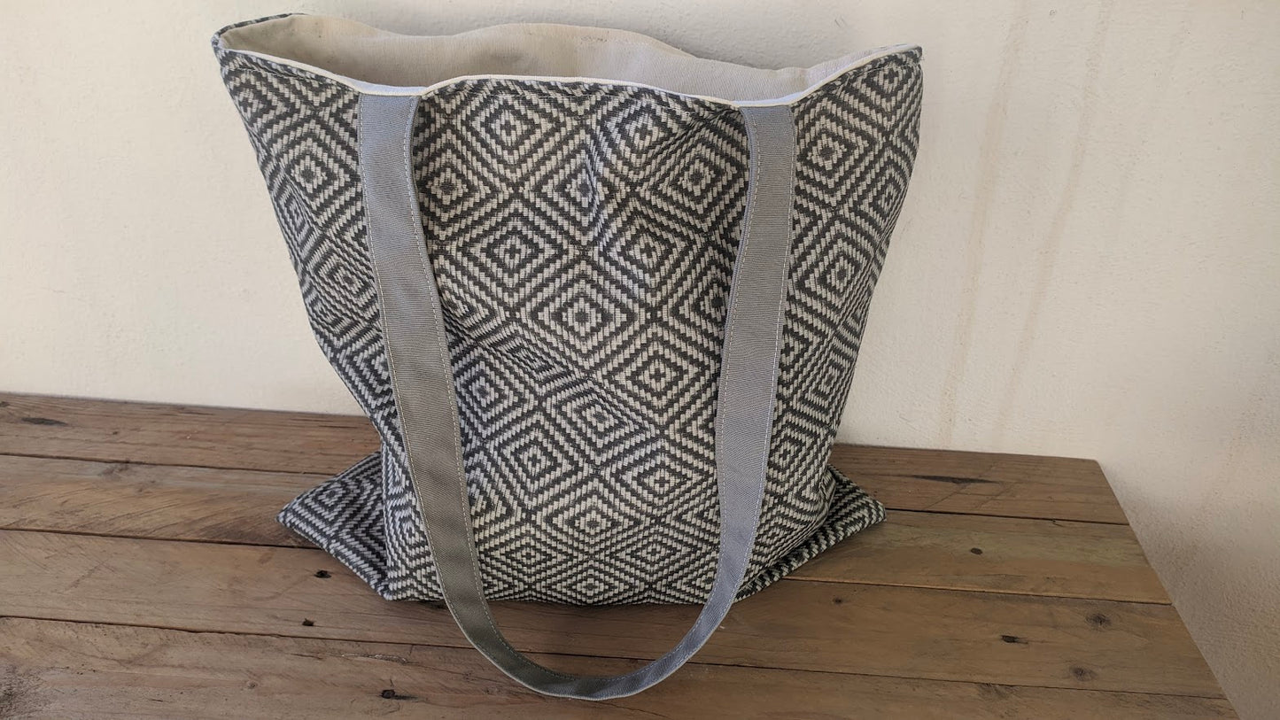 Rhombus Tote Bag: Handmade Beach Essential from Greece