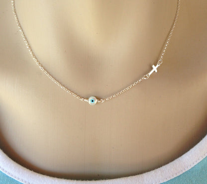 Collier Oeil Bleu en Nacre et Croix en Argent 925