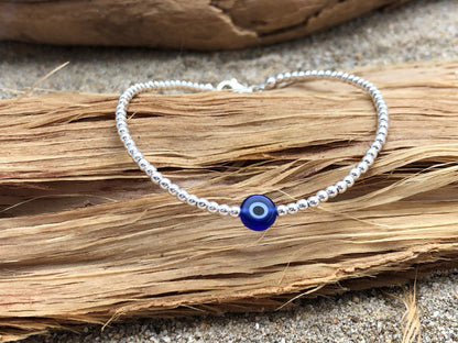 Silver evil eye beaded bracelet