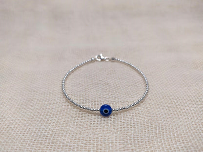 Silver evil eye beaded bracelet