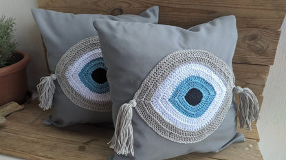 Housse de Coussin Gris Oeil Bleu Fait Main