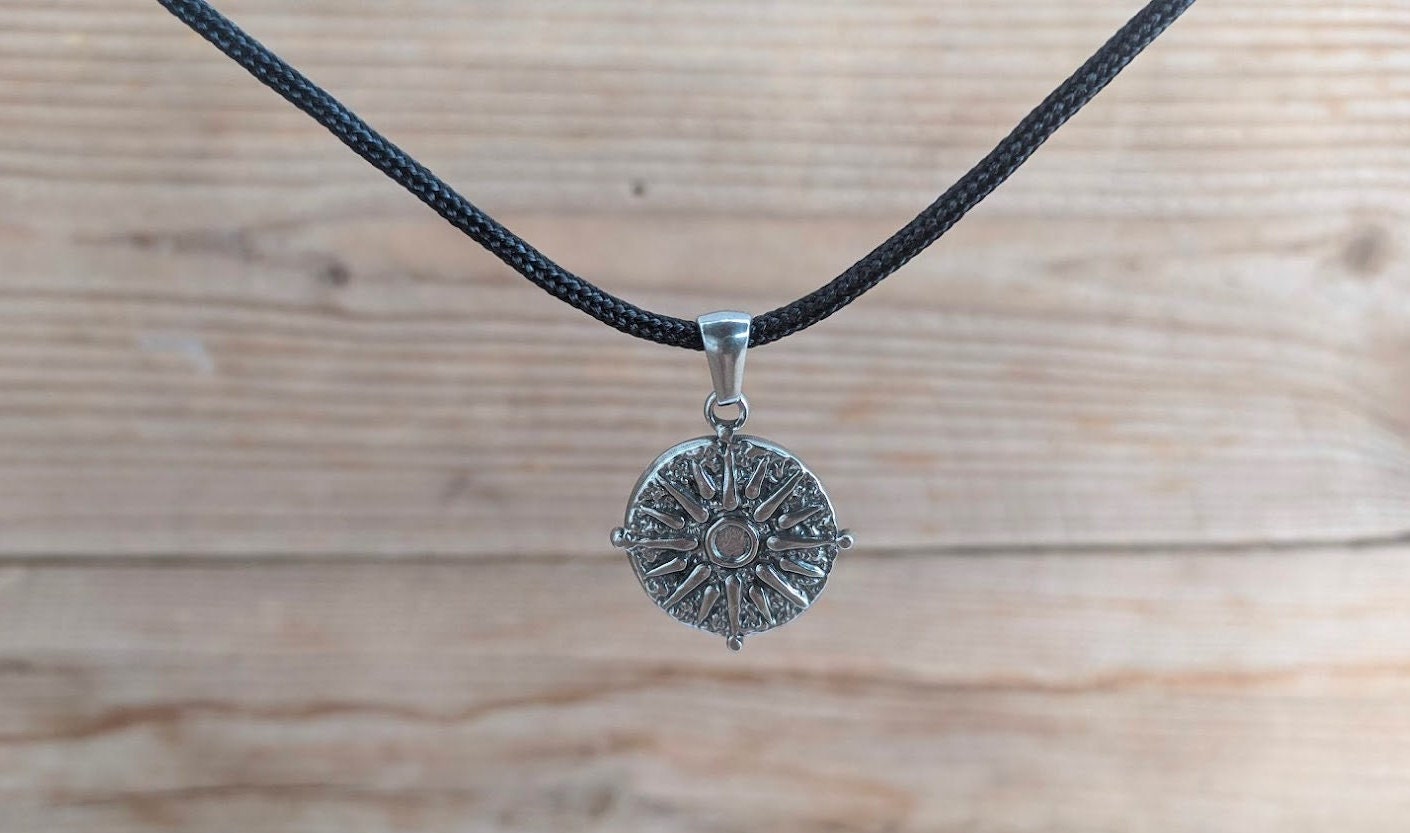 Vergina sun necklace in stainless steel - Gift for her or for him