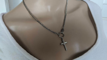Collier Croix en Acier Chaine Figaro - Bijou Femme